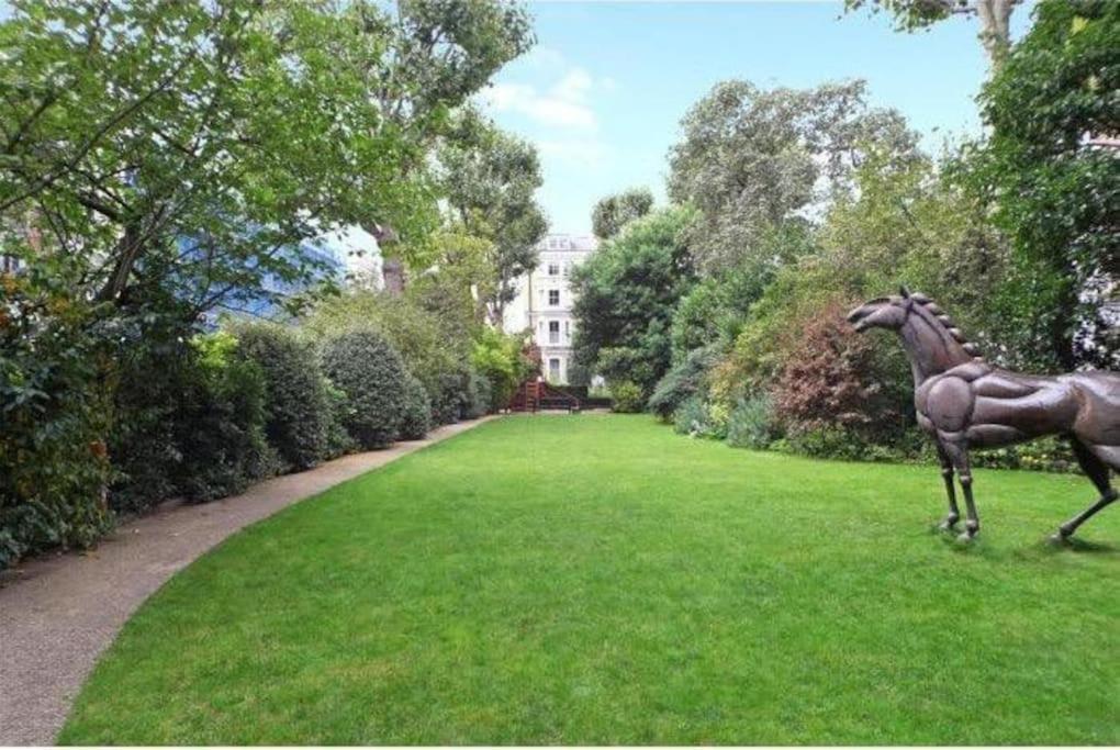 Апартаменты Stunning 2 Bed/2Bath Flat In Heart Of Kensington Лондон Экстерьер фото