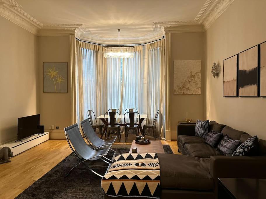 Апартаменты Stunning 2 Bed/2Bath Flat In Heart Of Kensington Лондон Экстерьер фото