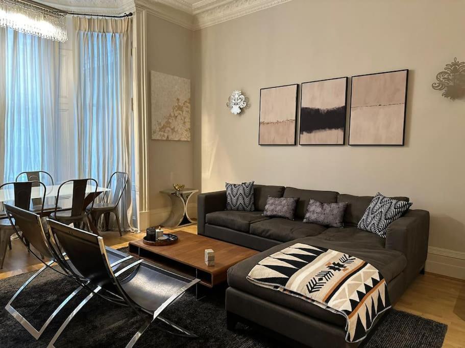 Апартаменты Stunning 2 Bed/2Bath Flat In Heart Of Kensington Лондон Экстерьер фото