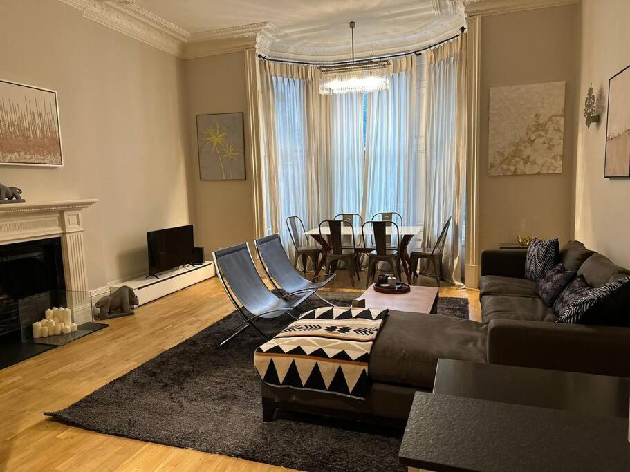 Апартаменты Stunning 2 Bed/2Bath Flat In Heart Of Kensington Лондон Экстерьер фото